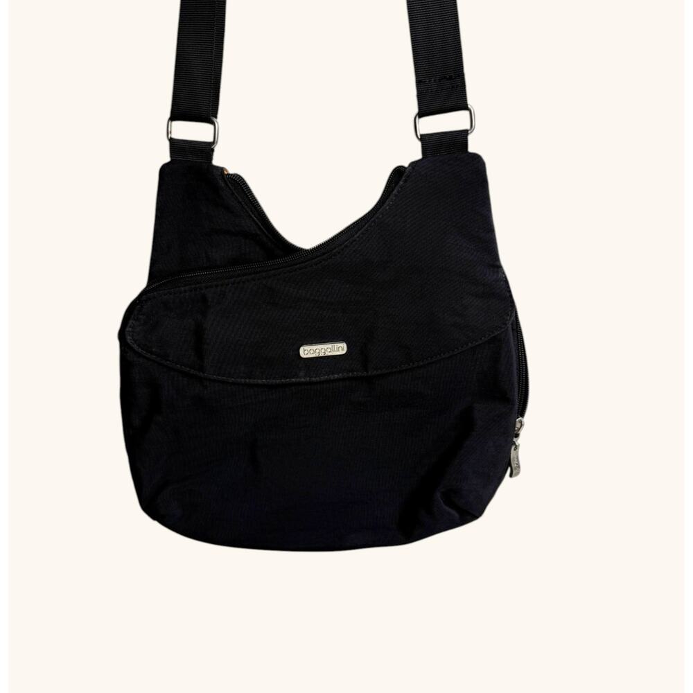 Baggallini Cross City Crossbody Travel Bag